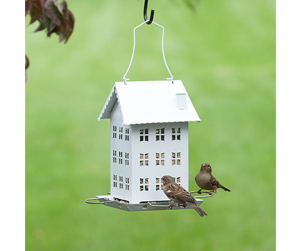 Farmhouse Design Bird Feeder