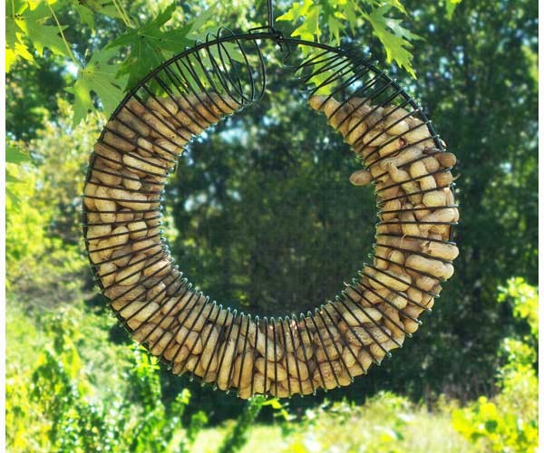 Whole Peanut Wreath Ring Bird Feeder-Black