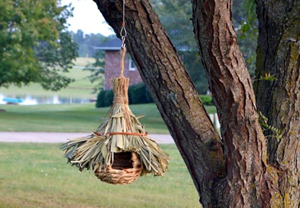 Thatched Roof Roosting Pocket Birdhouse